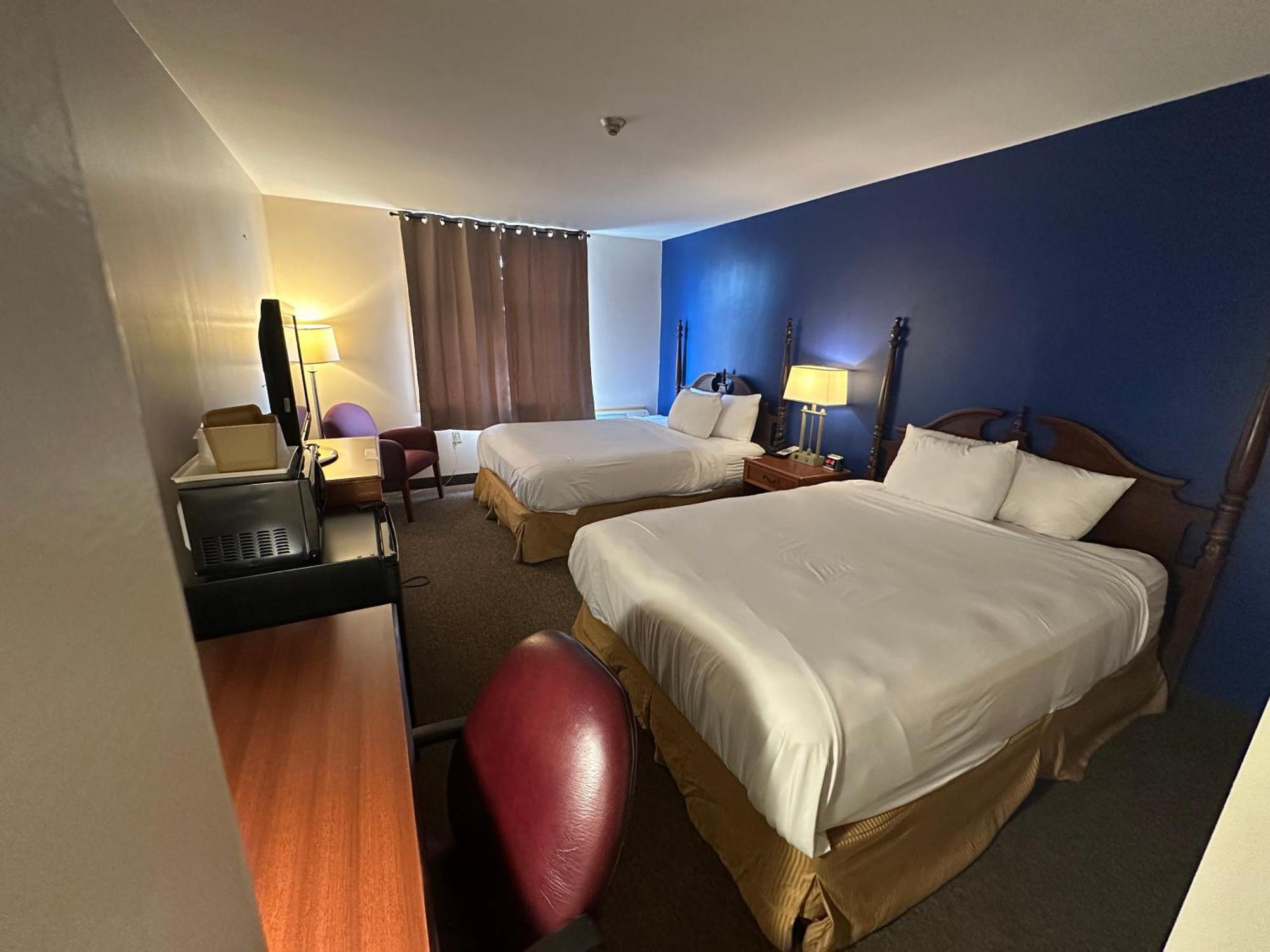 Econo Lodge City Centre Кингстон Экстерьер фото